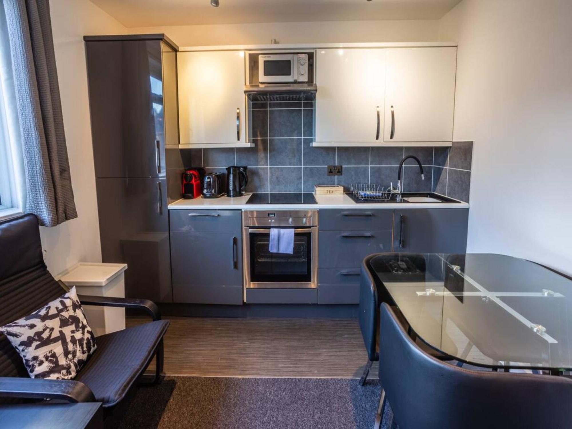 Newly Renovated Ideally Situated 2 Bedroom Flat Bournemouth Luaran gambar